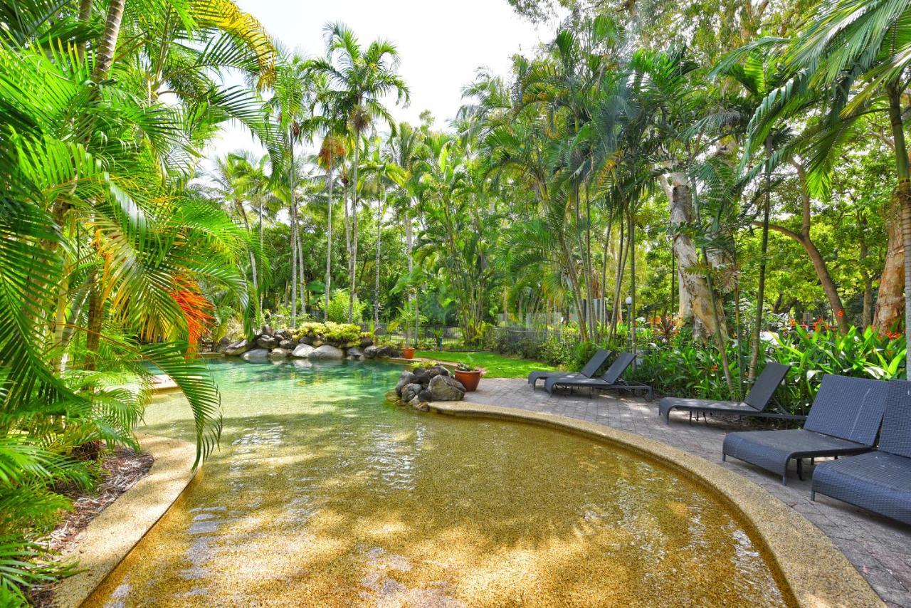 Golden Sands Beachfront Resort Yorkeys Knob Экстерьер фото